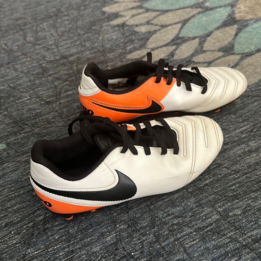 Nike soccer cleats, size 2Y